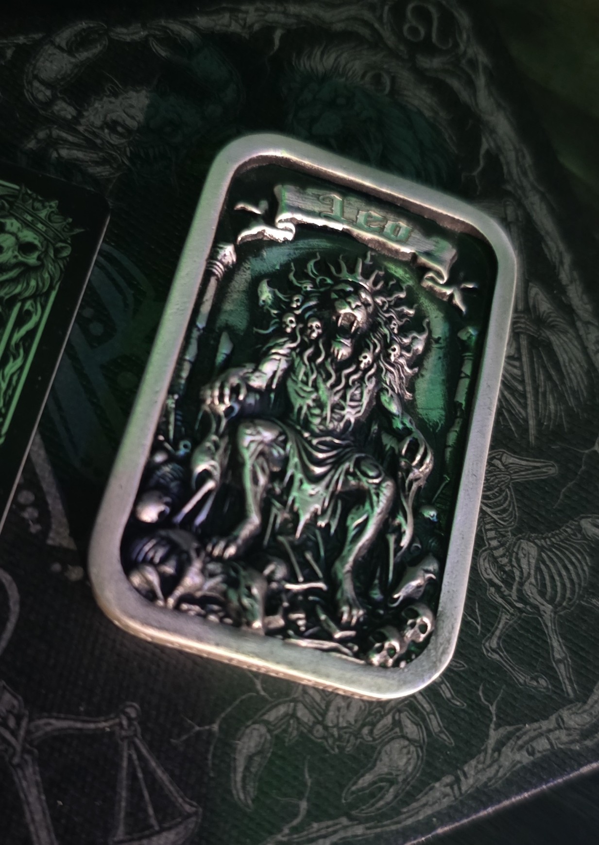Leo Silver Bar Front